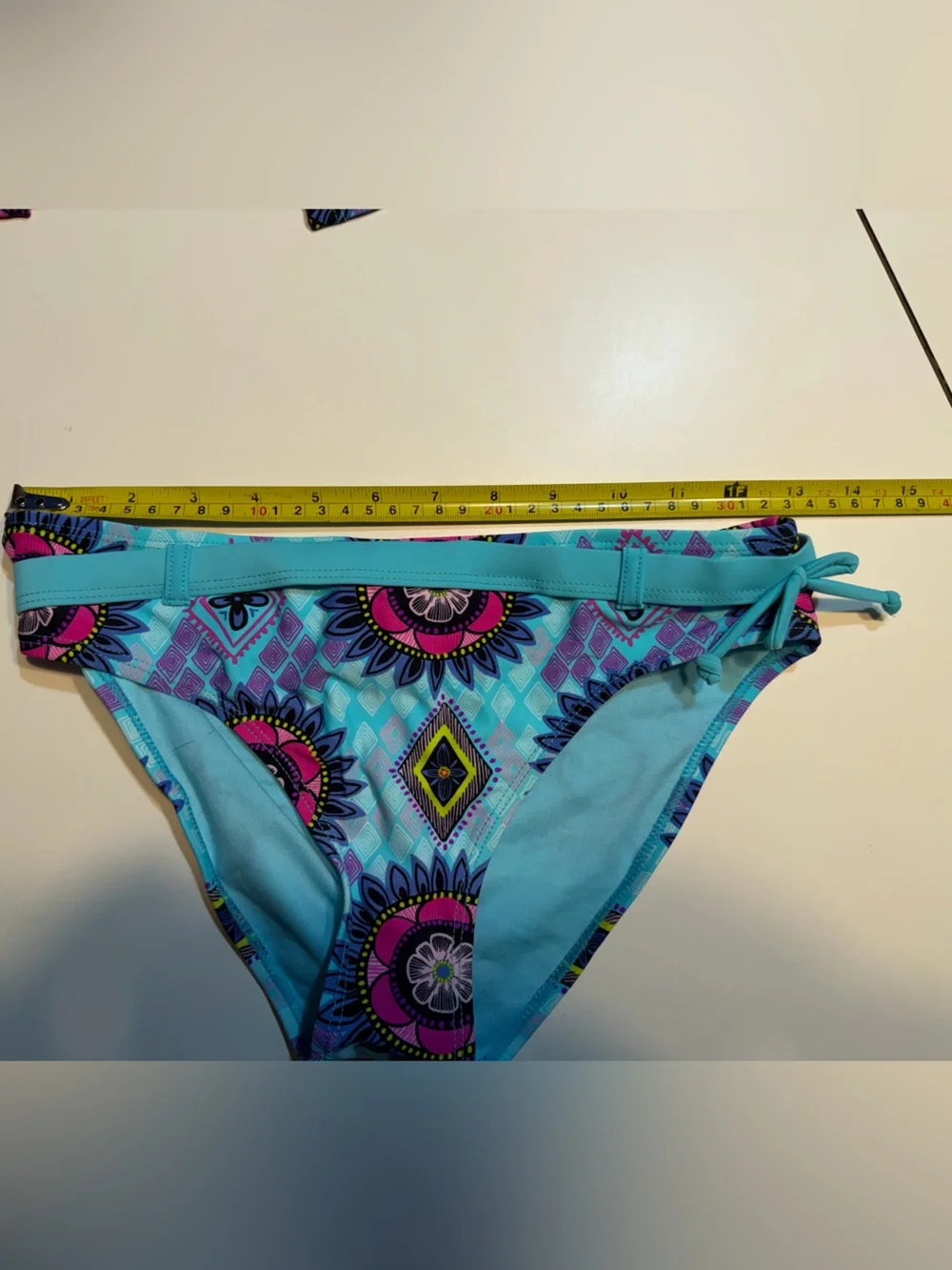YMI girls 14 halter-style tankini bikini top with matching side-tie bottoms NWT